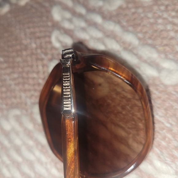 Karl Lagerfeld tortoise sunglasses - Picture 2 of 3